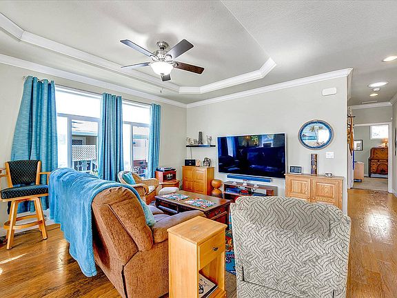 5th image of 1225 Vienna Dr #585