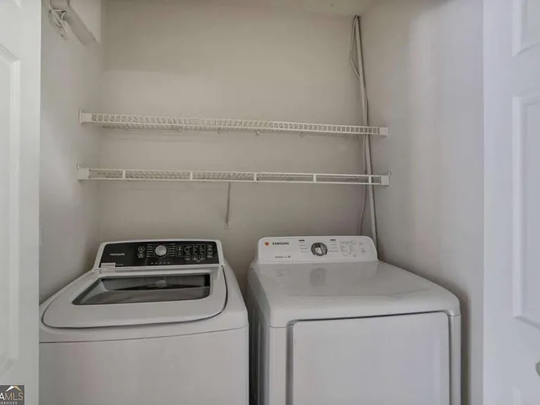 3756 Old Oak Ct — Photo 14