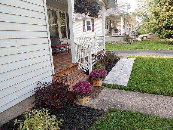 2nd image of 608 Westview Ave