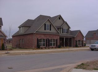 5916 Dancing Rabbit Dr, Springdale, AR 72762