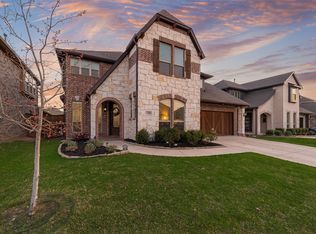 3208 Emerald Grove Ln, Fort Worth, TX 76244