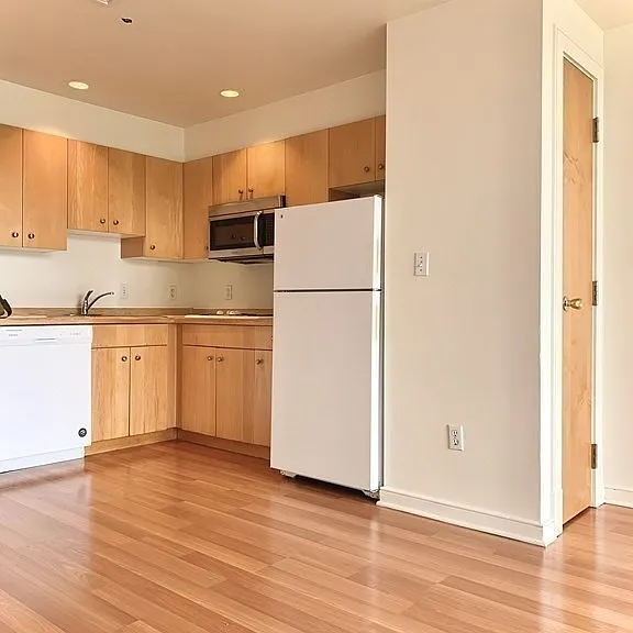 131 Tremont St #7B — Photo 7