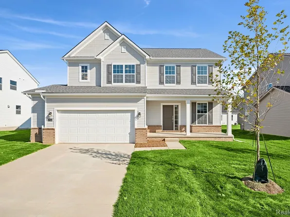 27144 Silo Dr, Saline, MI 48176