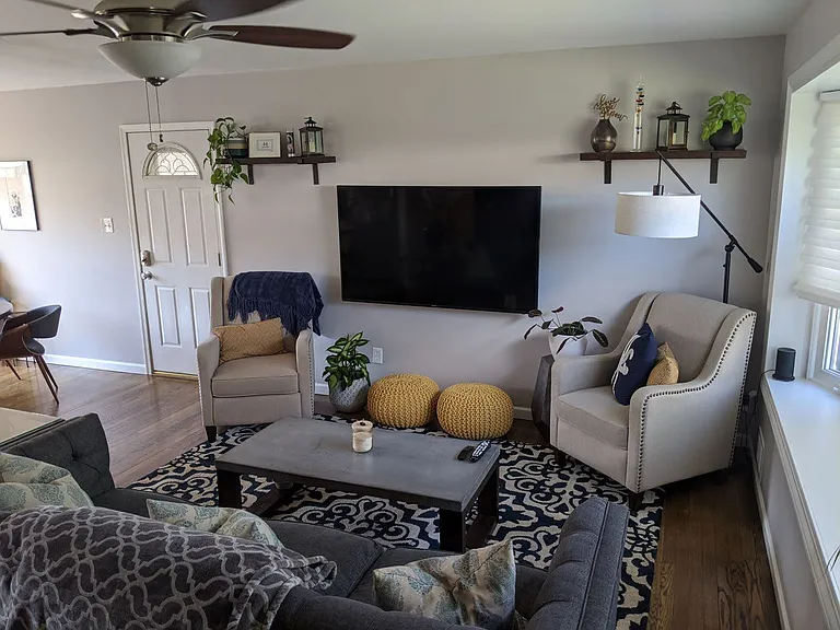 4201 Collier Rd — Photo 4