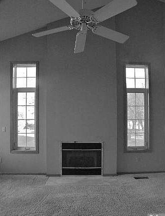 4th image of 15305 Greenhaven Lane