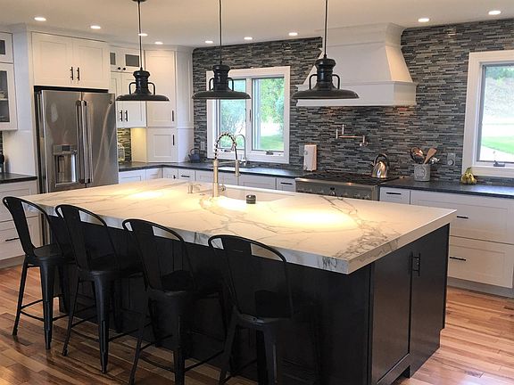3rd image of 3336 Scenic Hills Dr