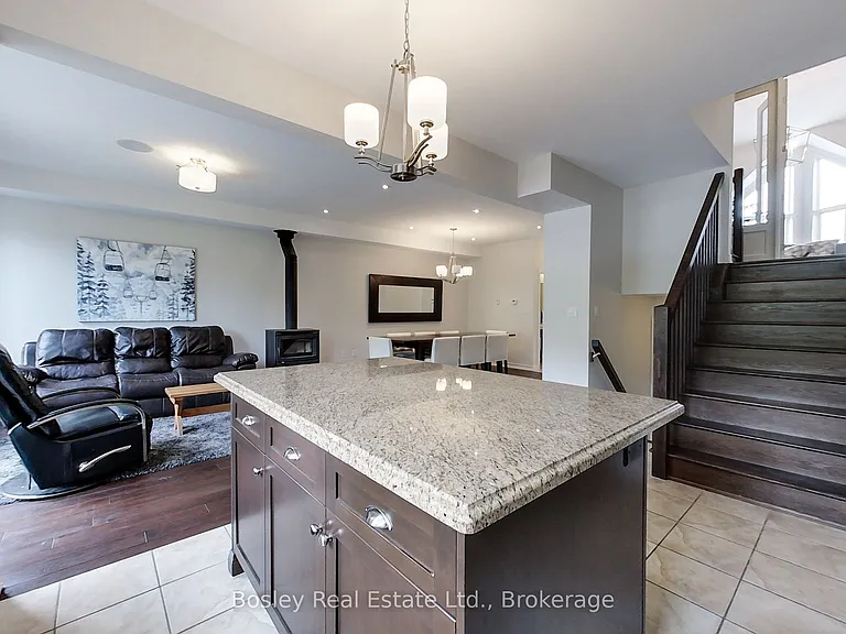 104 Delphi Ln — Photo 14