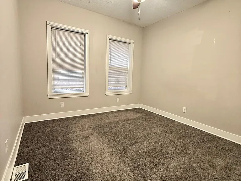 1475 W 112th St #1 — Photo 11