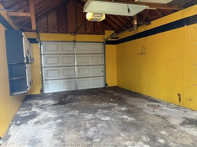 1370 Bruce Ave — Photo 25