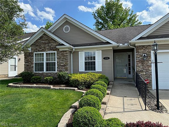 2nd image of 526 Harvest Ln