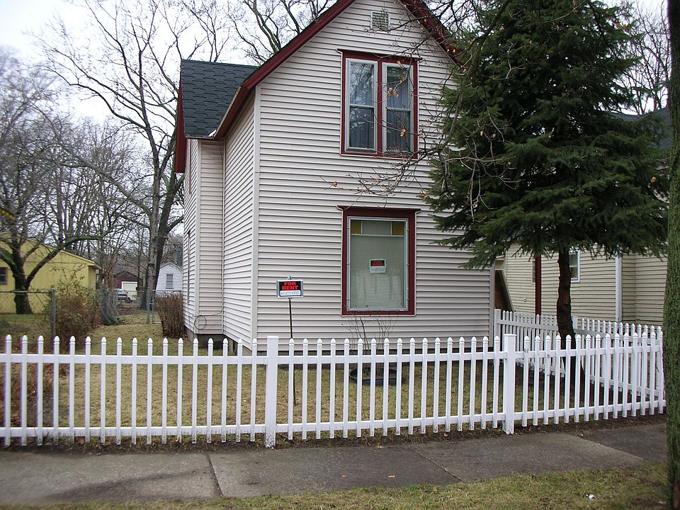 1st image of 978 Bishop Ave