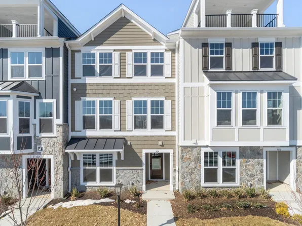 3614 Hilah Ln, Charlottesville, VA 22901