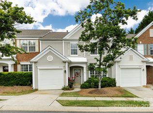 8040 Flanders St, Charlotte, NC 28277