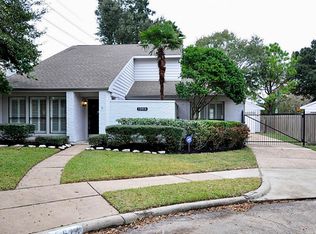 15614 Windy Cove Dr, Houston, TX 77095