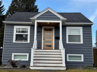 5939 34th Ave SW, Seattle, WA 98126