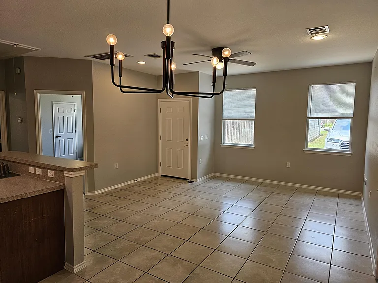 7617 Bennett Ave #B — Photo 3