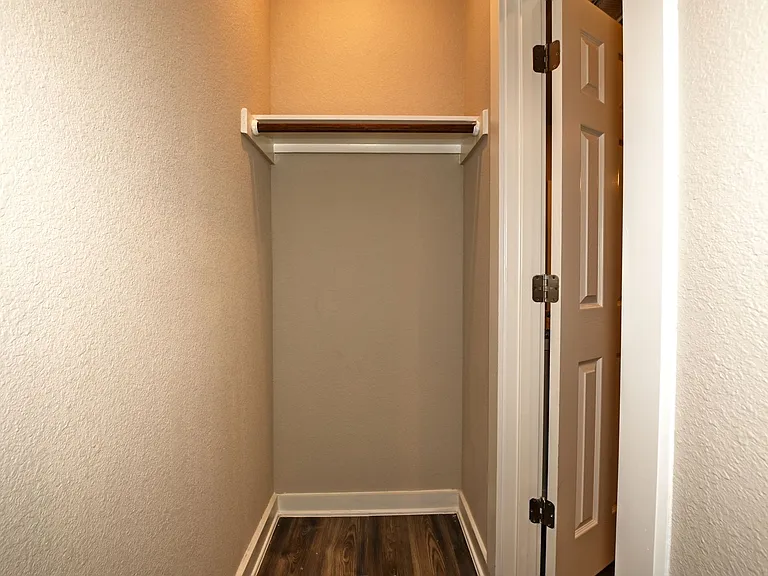 11318 Clearmine St — Photo 19