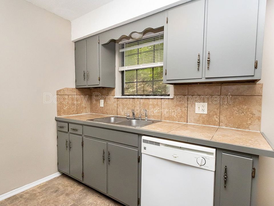 1st image of 3233 Conner St Unit 3235