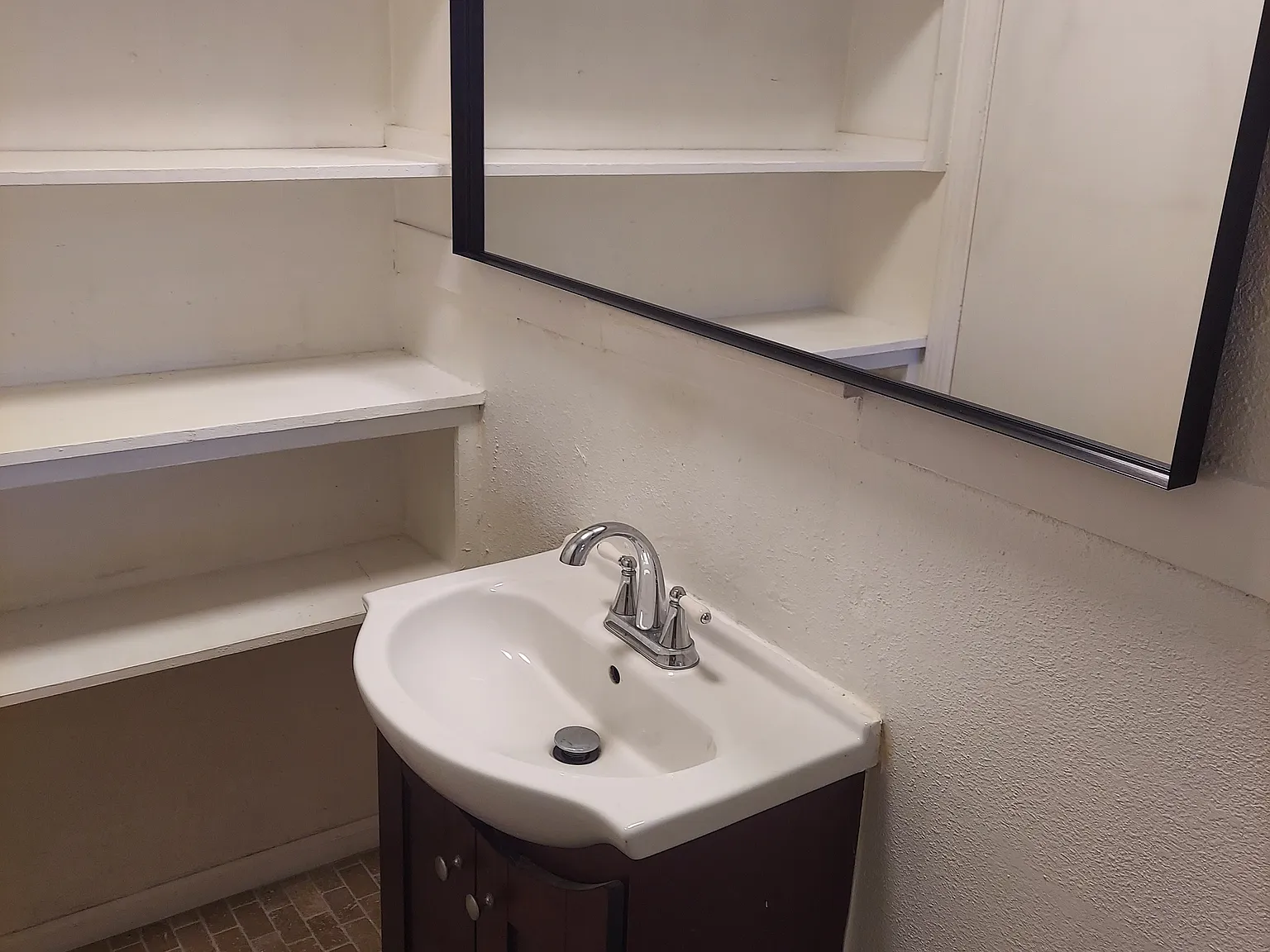 1 bed, 625 sqft, $1,350 — Photo 3