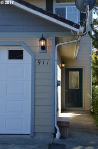 911 Jasper Ln, Florence, OR, 97439