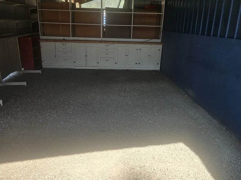 715 Bakken Rd #B — Photo 2