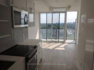 150 Fairview Mall Dr #1110, Toronto, ON M2J 0E7