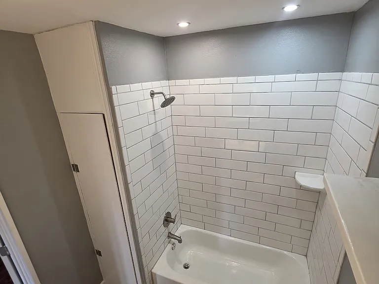 1401 Monroe St #B — Photo 5