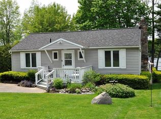 8335 Graves Point Rd, Wolcott, NY 14590