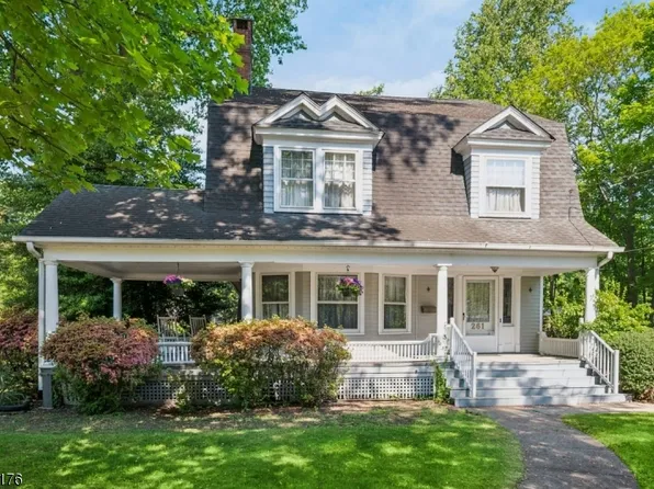 261 Beechwood Ave, Middlesex Boro, NJ 08846