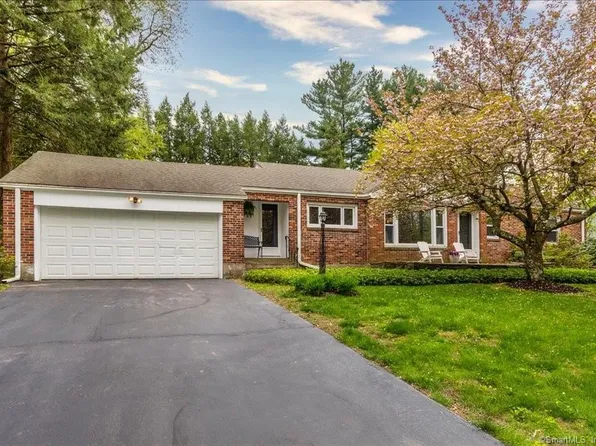 7 Still Road, West Hartford, CT 06117