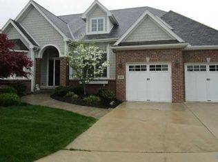 333 River Bend Ln, Maumee, OH 43537