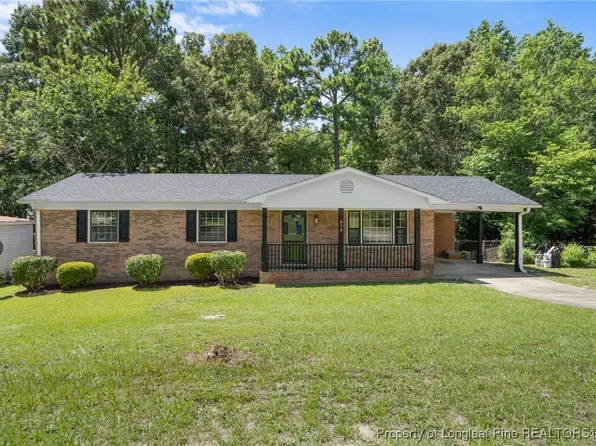 870 Bedrock Dr, Fayetteville, NC 28303