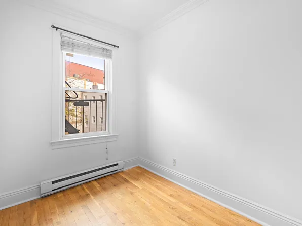 400 2nd Street image 12 of 12