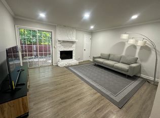 489 Northridge Xing, Sandy Springs, GA 30350