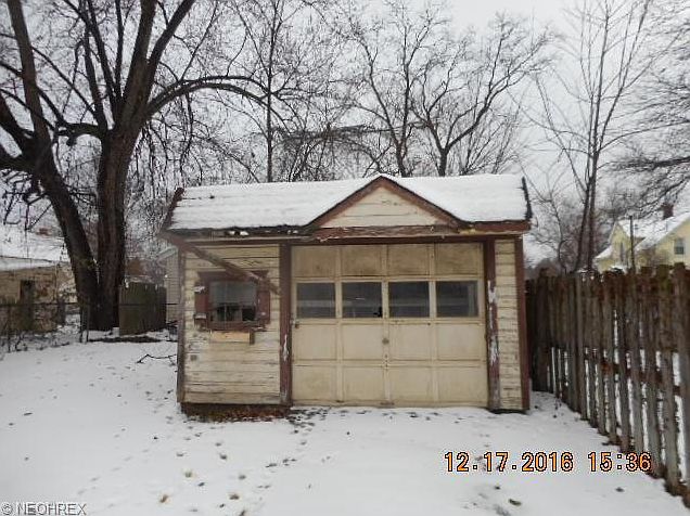 2nd image of 3728 E 54th St