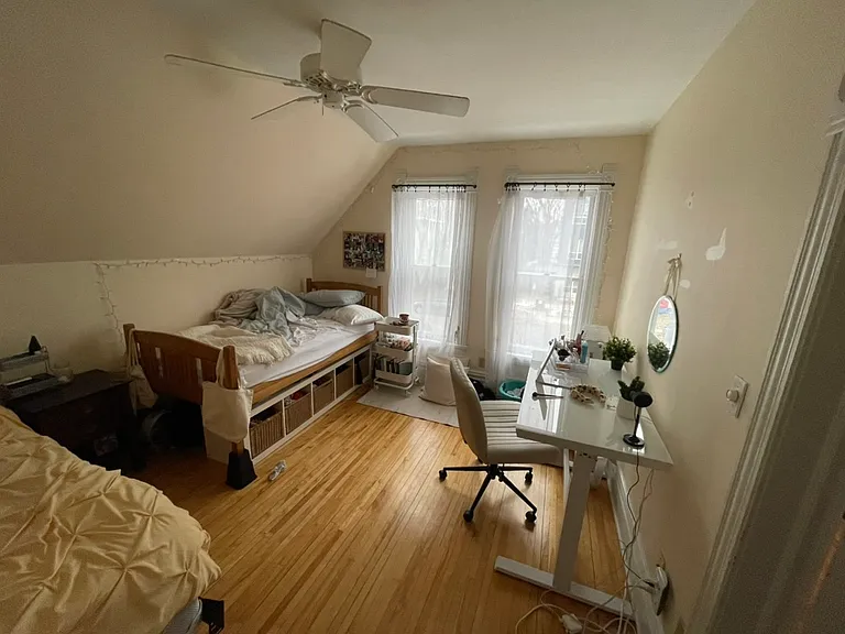 Bedroom #1
12.5 X 11