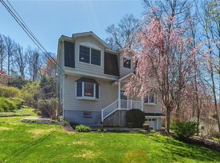 37 Woodland Rd, Bedford Hills, NY 10507