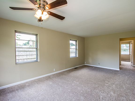 4th image of 5121 W 11th St