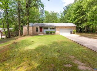 1498 Jamie Ln, Southside, AL 35907