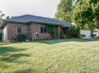 1903 S 11th Ave, Ozark, MO 65721