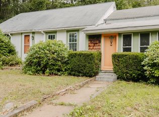 5 Witt Dr, North Brookfield, MA 01535