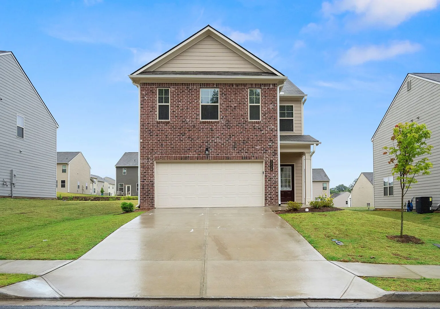 4 Bed 2.5 Bath Home in Gainesville! — Photo 1