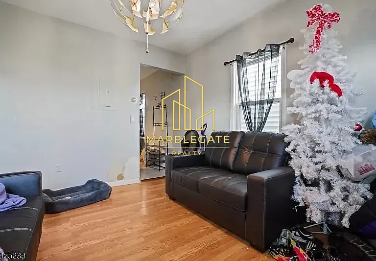 151 Clark Pl #22 — Photo 6