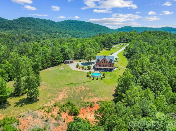 162 N Star Dr, Nebo, NC 28761