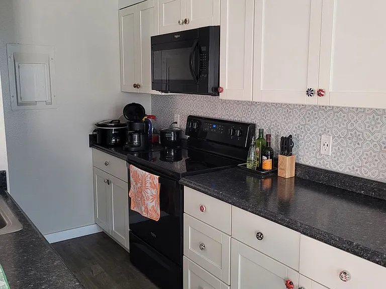68-3831 Lua Kula St #B203 — Photo 3