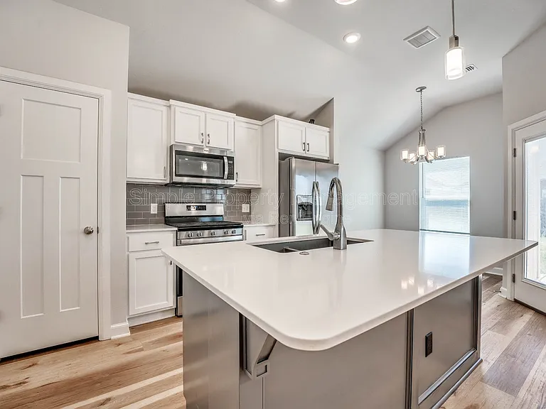 608 Blue Fish Ct — Photo 15