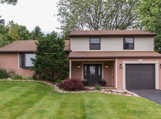 27 Heather Rd, Churchville, PA 18966