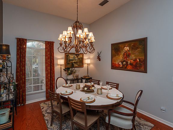 5th image of 446 Fawn Hill Pl
