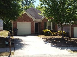 4413 Ravenwood Dr, Union City, GA
