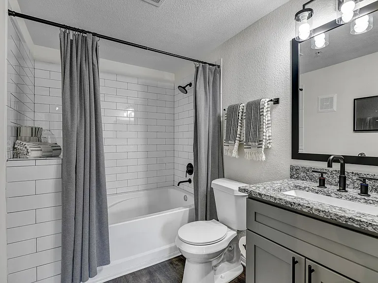 Cortland North Plano — Photo 9
